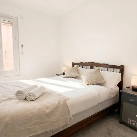 Maison Familiale Avec Piscine Privee *